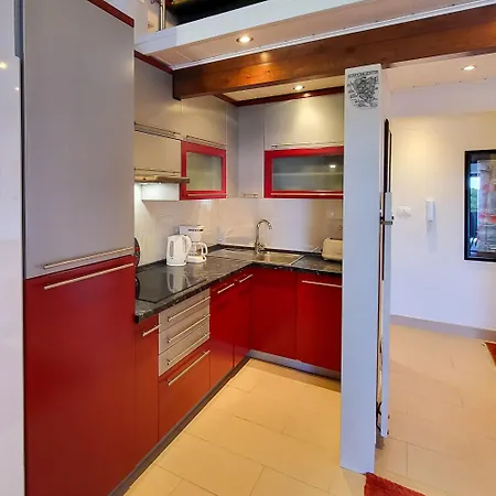 Brulo Apartment *